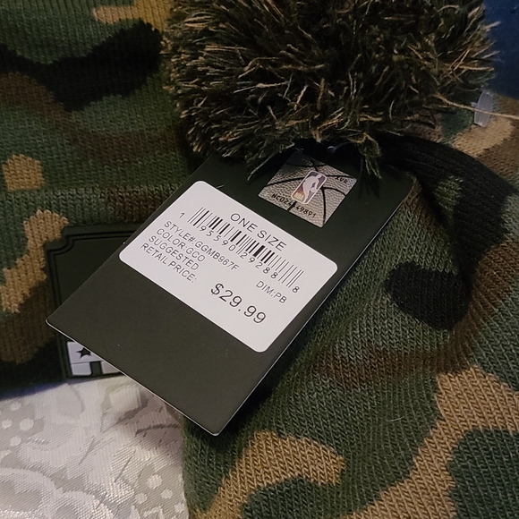 NBA WINTER HATS - Picture 3 of 10